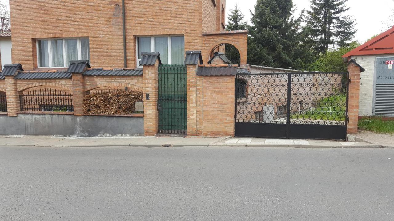 Dojlidzka Chata Apartment Gdynia Exterior photo